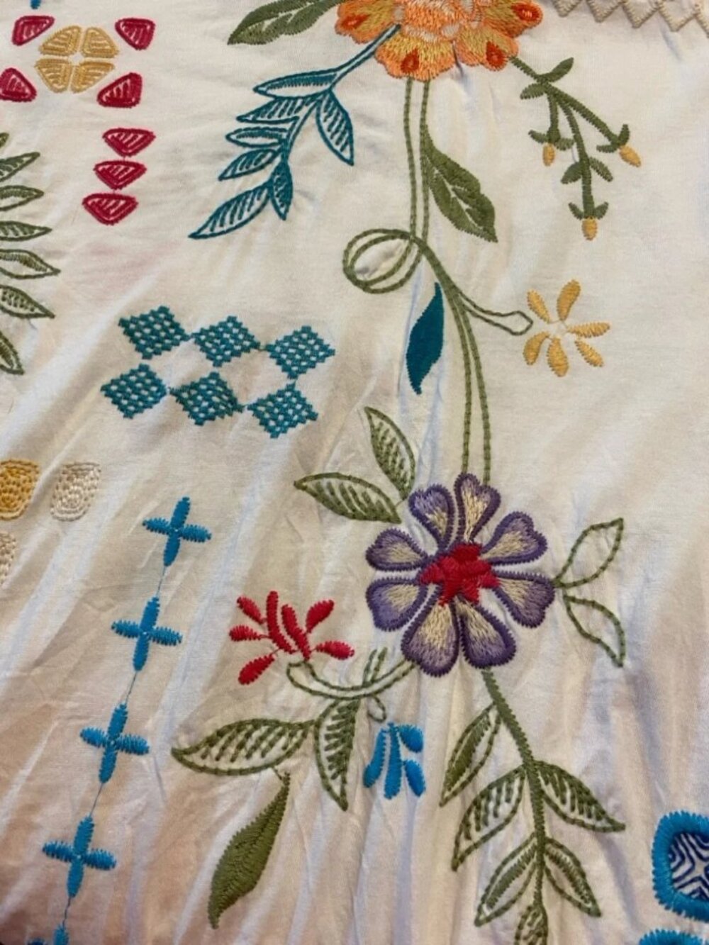 Johnny Was white embroidered short sleeve Katie relaxed draped tee - Picture 8 of 12